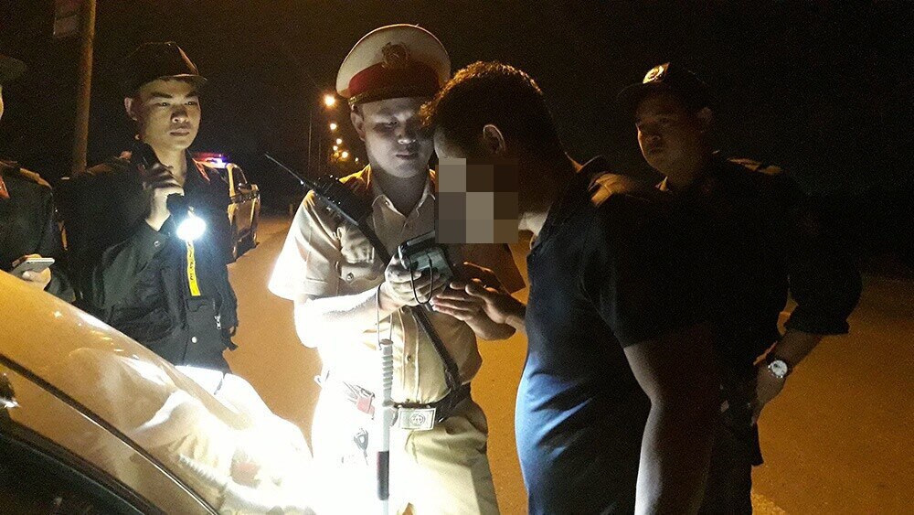 TIEUDE_BAIVIET_KHONGDAU