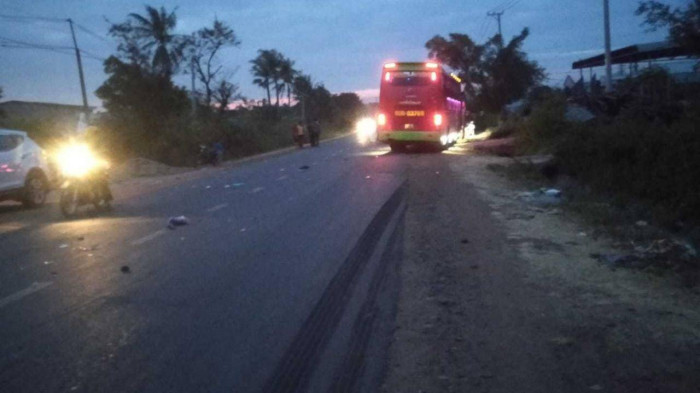 img-bgt-2021-140229617-237736834591103-3415921013329631454-o-1611106941-width1280height720 Hai mẹ con tử vong sau va chạm với xe khách 1