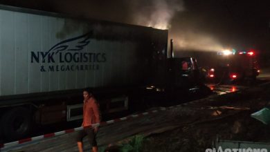 Trong đêm, xe container bất ngờ bốc cháy dữ dội trên đường Hồ Chí Minh 1